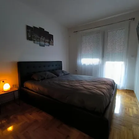 Apartman Zivic Nis Exterior photo
