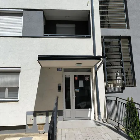 Apartman Zivic Nis Exterior photo