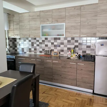 Apartman Zivic Nis Exterior photo